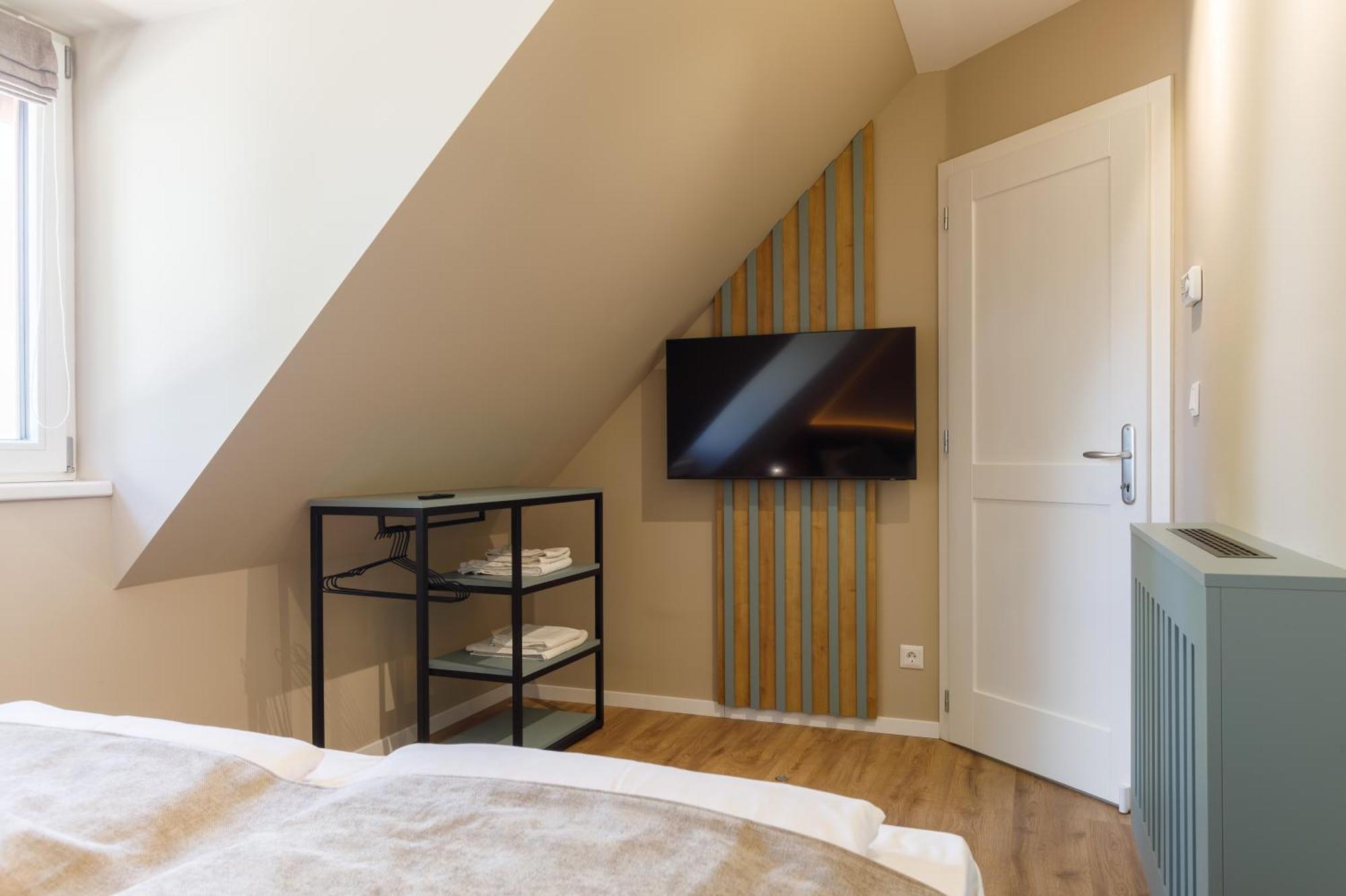 Lepke Apartmanhaz Es Etterem Tihany Dış mekan fotoğraf